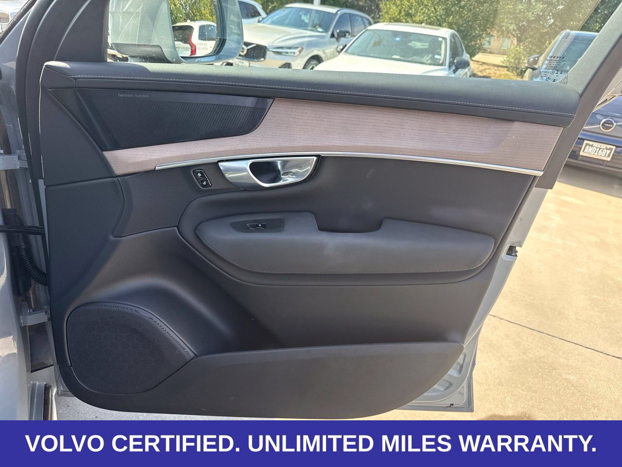 Certified 2026 Volvo XC90 B6 Plus AWD/4WD image 19