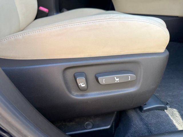 Used 2010 Lexus HS 250h w/ Preferred Accessory Package FWD image 21