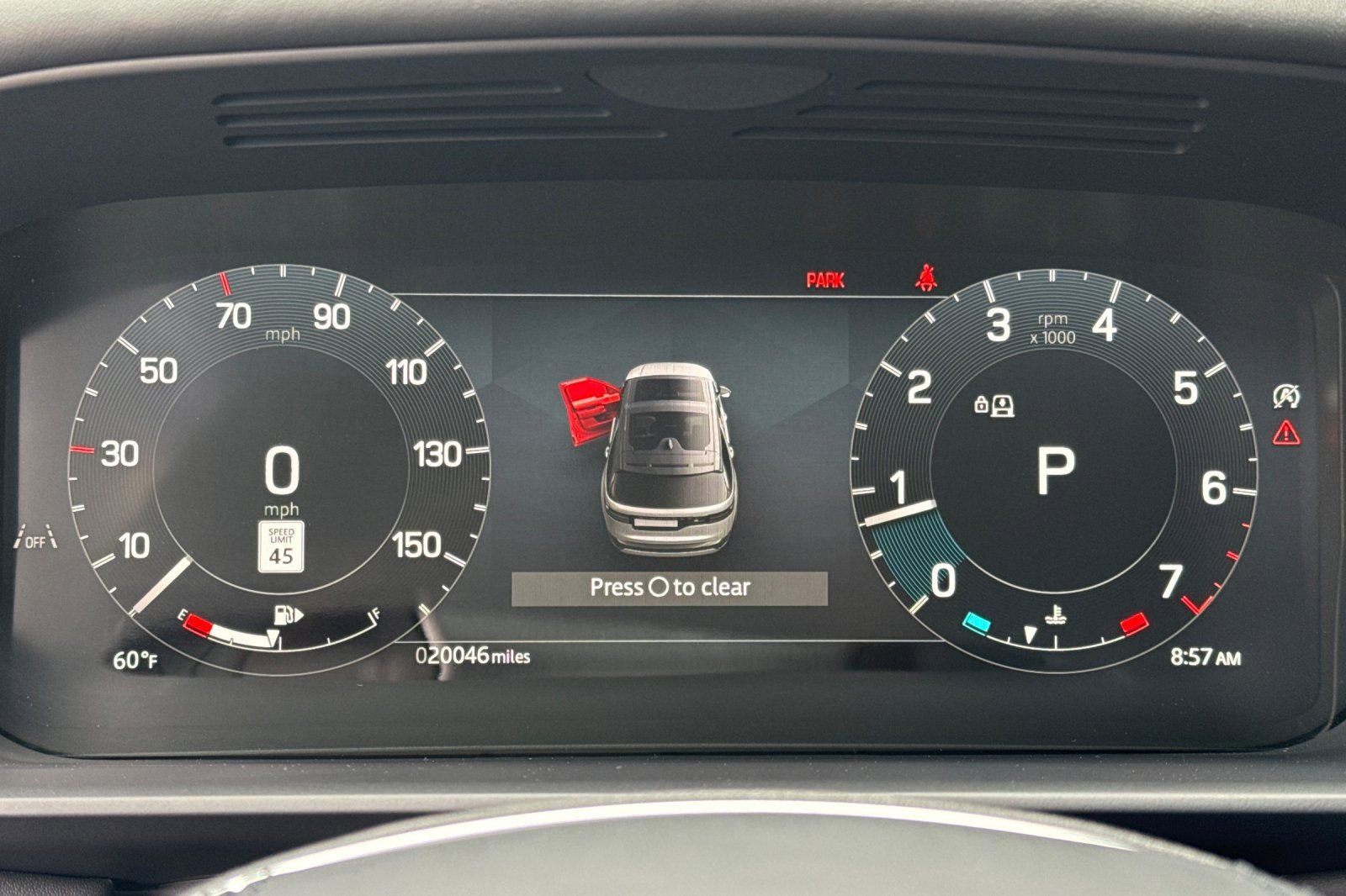 Certified 2024 Land Rover Discovery Metropolitan Edition image 30