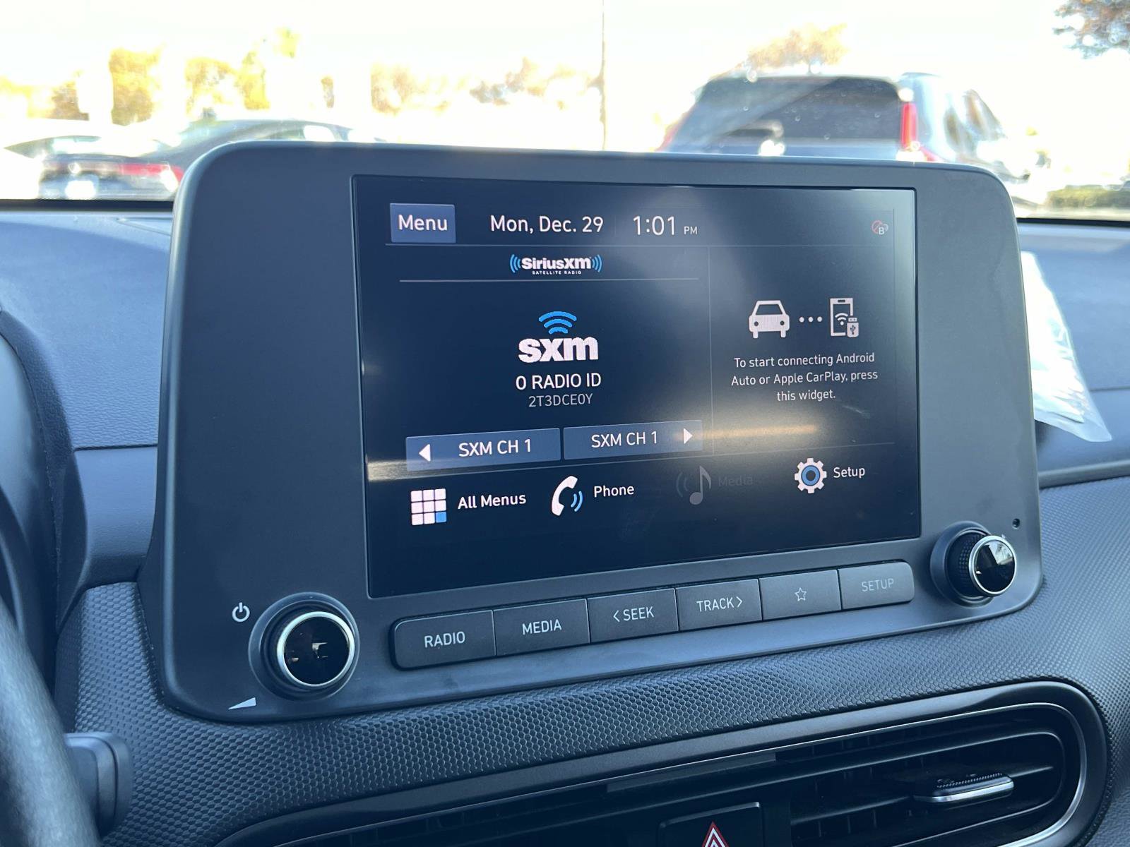 Used 2023 Hyundai Kona SEL image 12