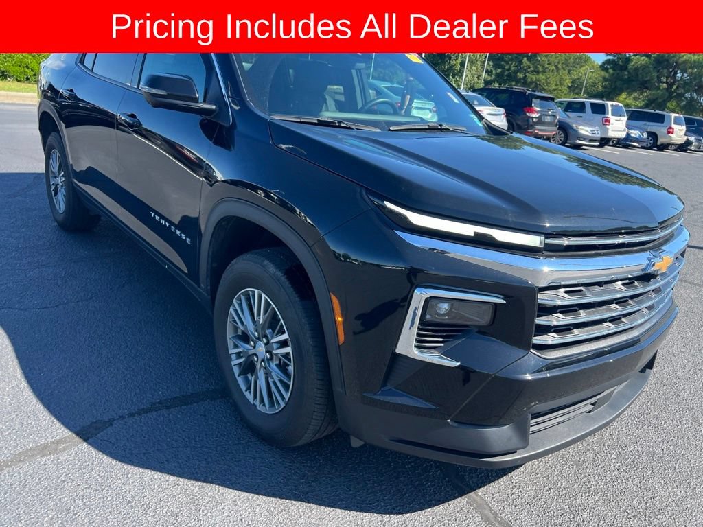 Used 2024 Chevrolet Traverse LT w/ Trailering Package AWD/4WD image 13