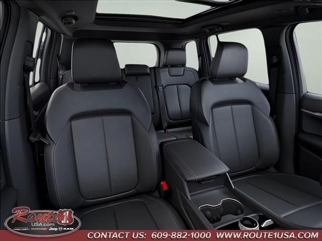 New 2026 Jeep Grand Cherokee Limited image 17
