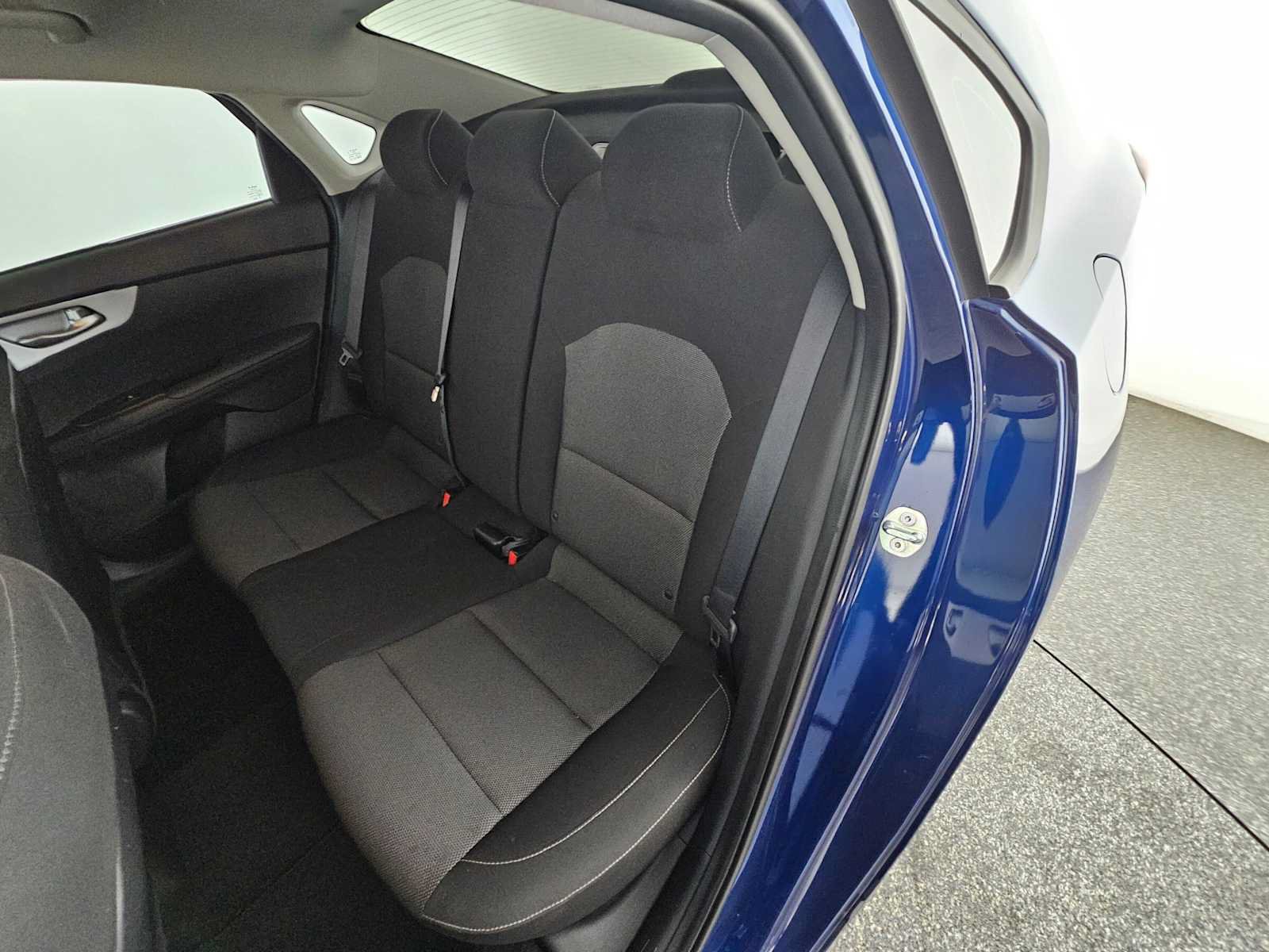 Used 2023 Kia Forte LXS w/ LXS Technology Package FWD image 17