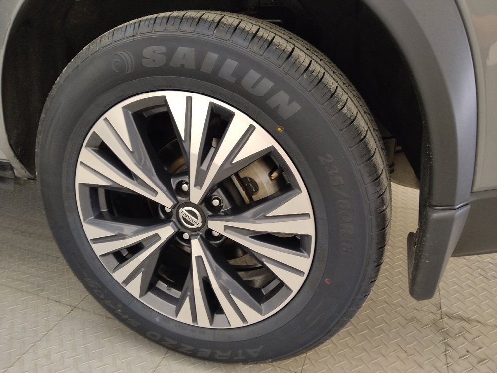 Used 2021 Nissan Rogue SV image 31