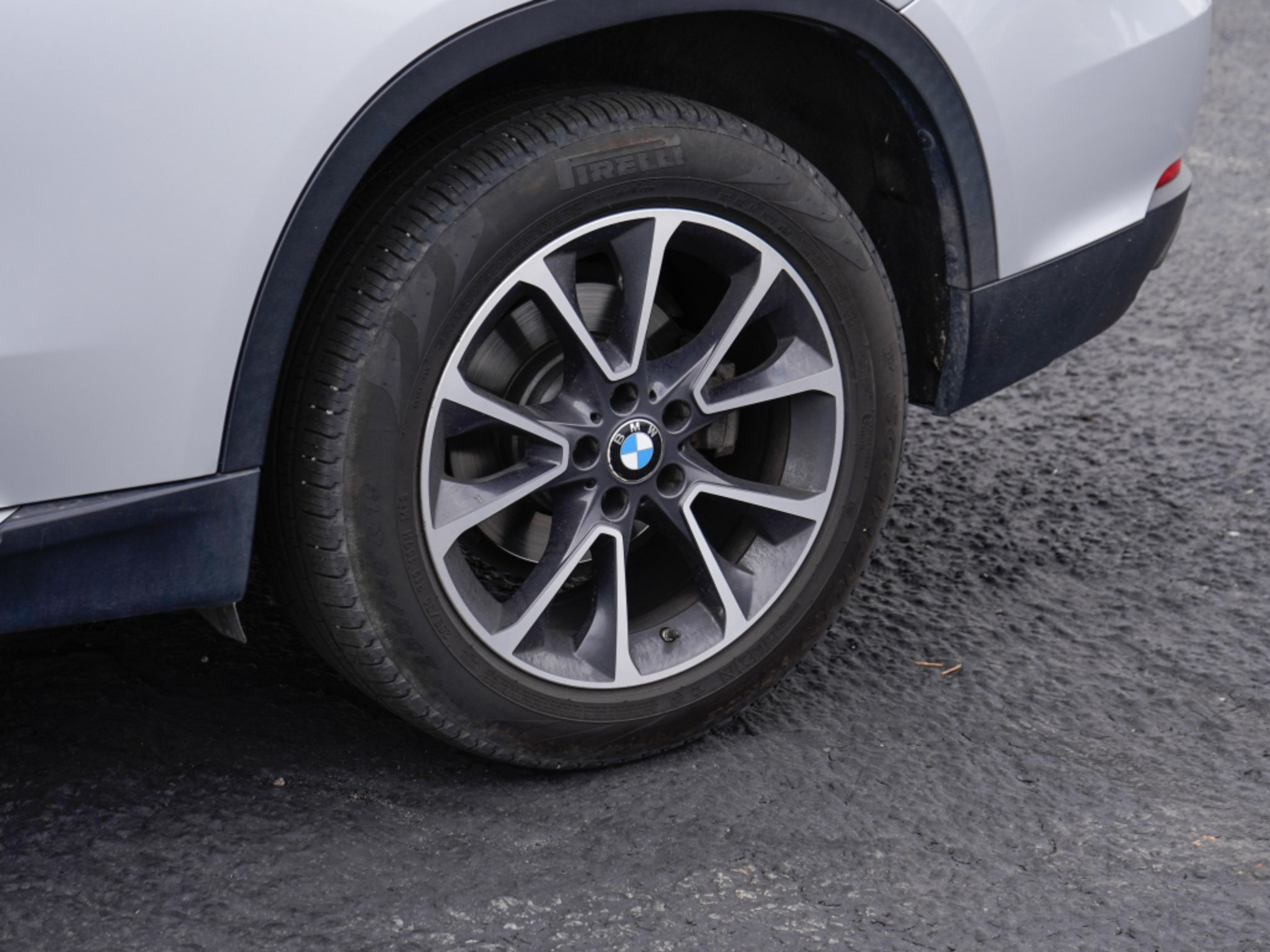 Used 2017 BMW X5 xDrive40e AWD/4WD image 8