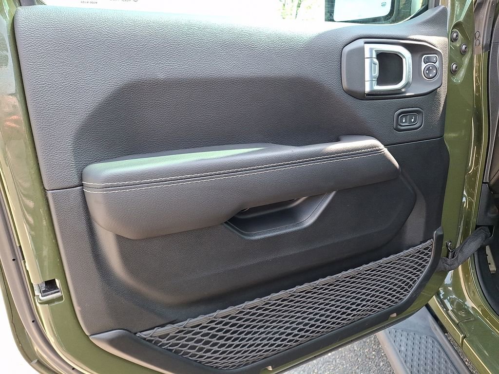 Used 2021 Jeep Gladiator Overland w/ Popular Equipment Package image 15