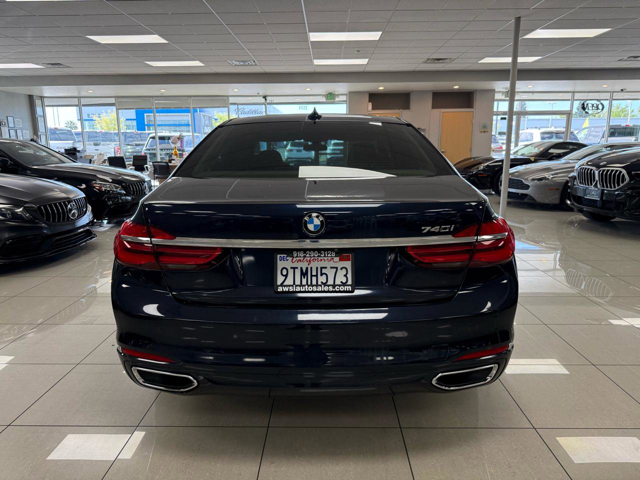 Used 2016 BMW 740i image 5