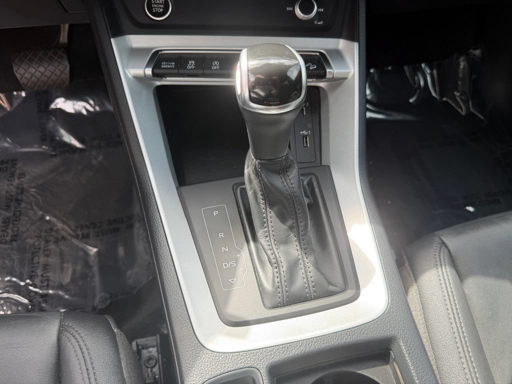 Used 2021 Audi Q3 2.0T Premium AWD/4WD image 29