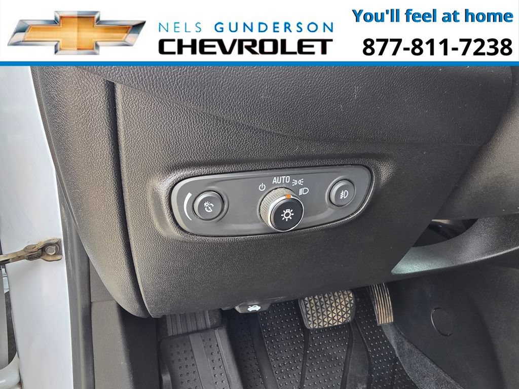 Used 2020 Chevrolet Equinox LT AWD/4WD image 17