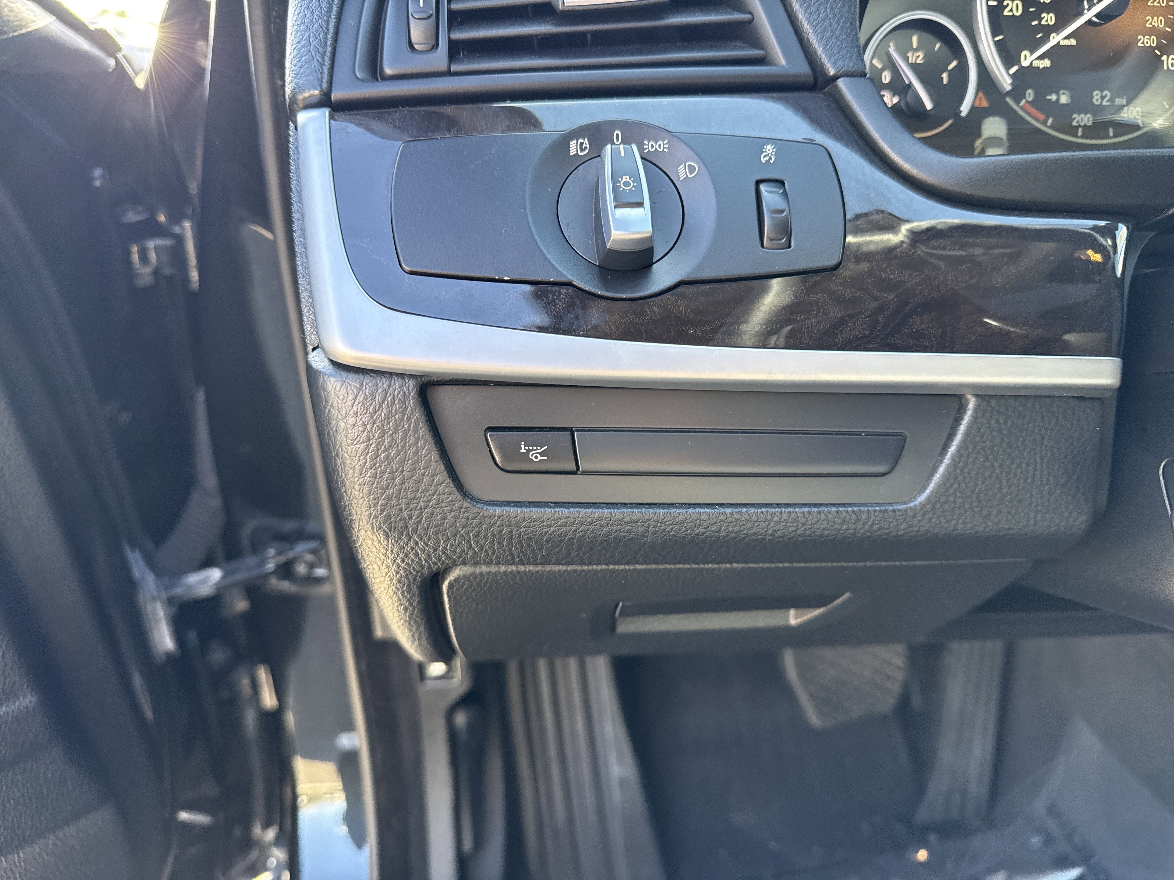 Used 2014 BMW 535i Sedan image 19