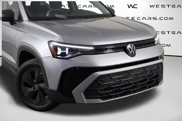 Used 2025 Volkswagen Taos S FWD image 47