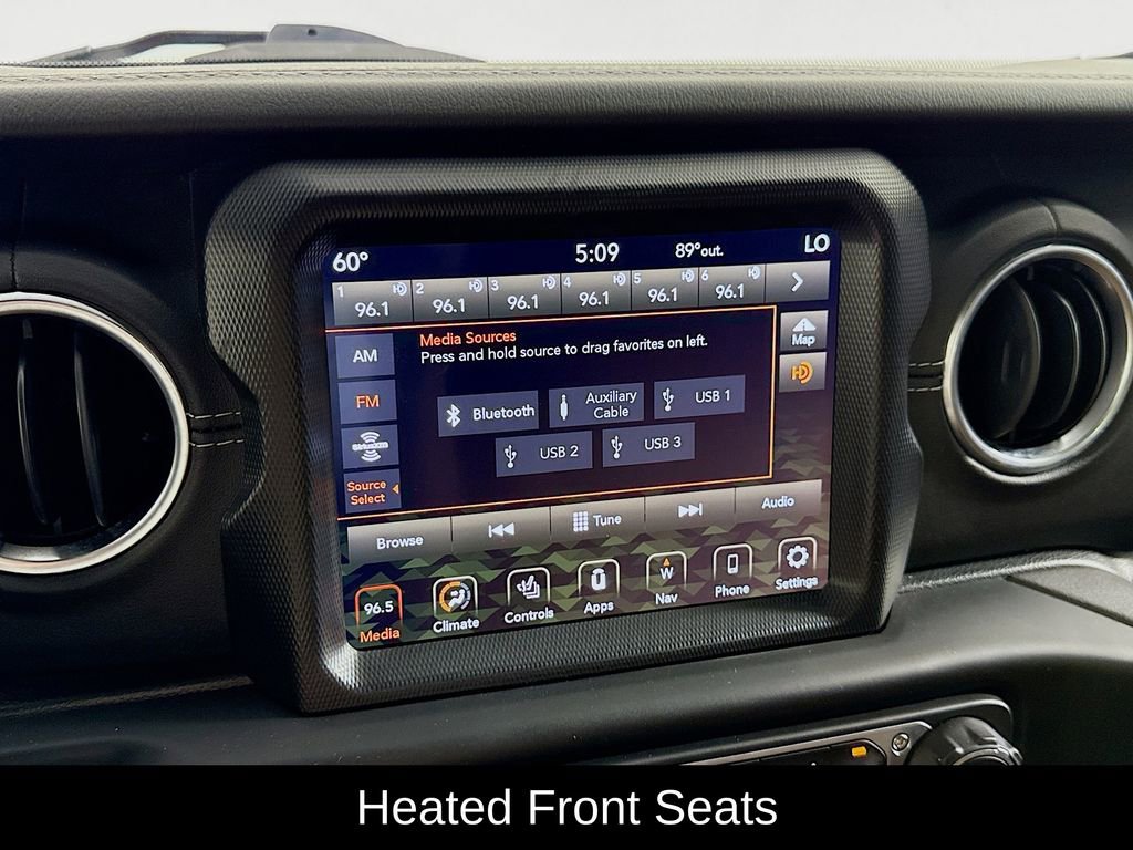 Used 2020 Jeep Wrangler Unlimited Sahara image 34