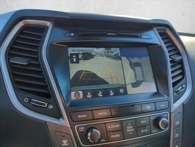 Used 2017 Hyundai Santa Fe Limited image 12