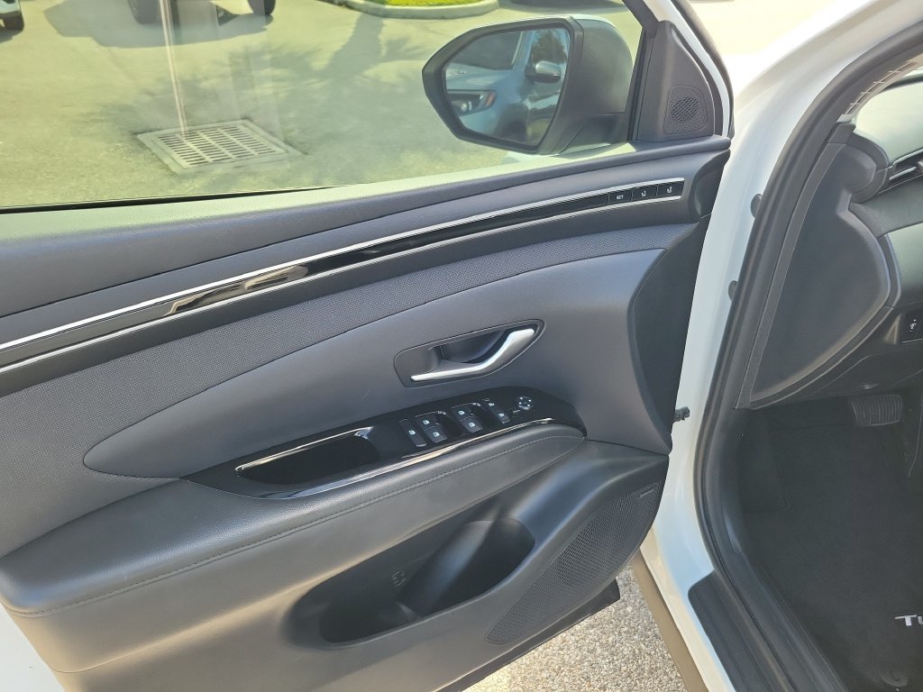 Used 2023 Hyundai Tucson Limited AWD/4WD image 20