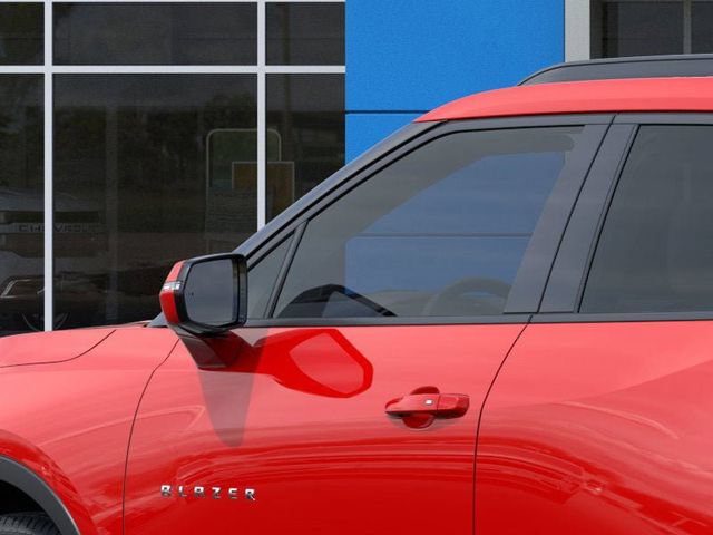 New 2025 Chevrolet Blazer LT AWD/4WD image 24