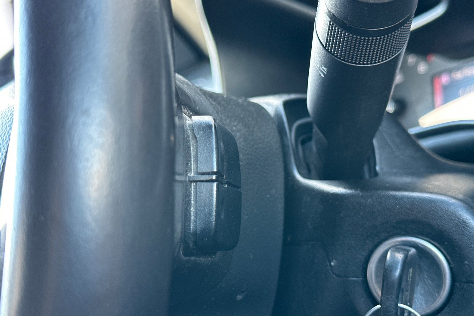 Used 2016 GMC Canyon SLT w/ Driver Alert Package image 37