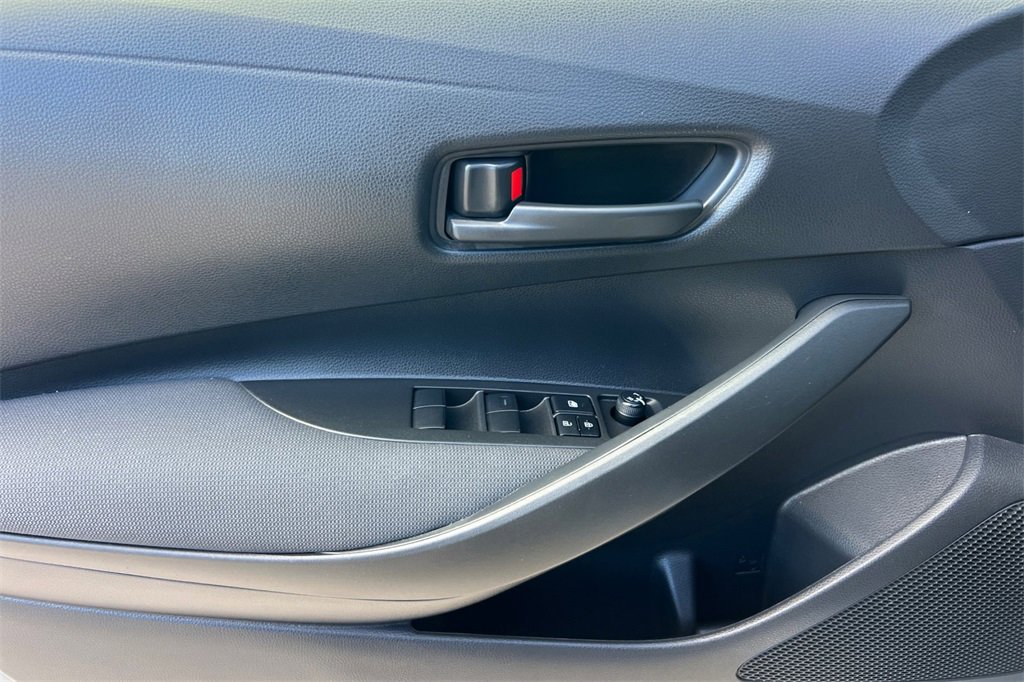 Certified 2022 Toyota Corolla LE image 10