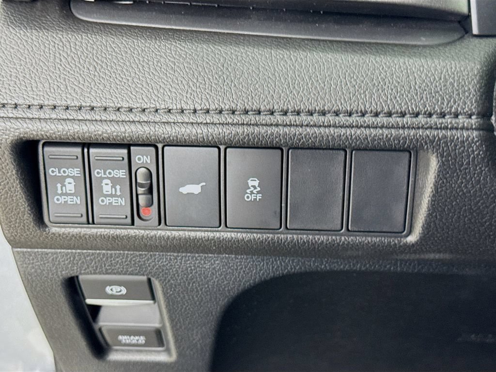 Used 2026 Honda Odyssey EX-L image 13