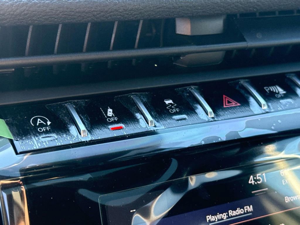 New 2025 Jeep Grand Cherokee Laredo X RWD image 37