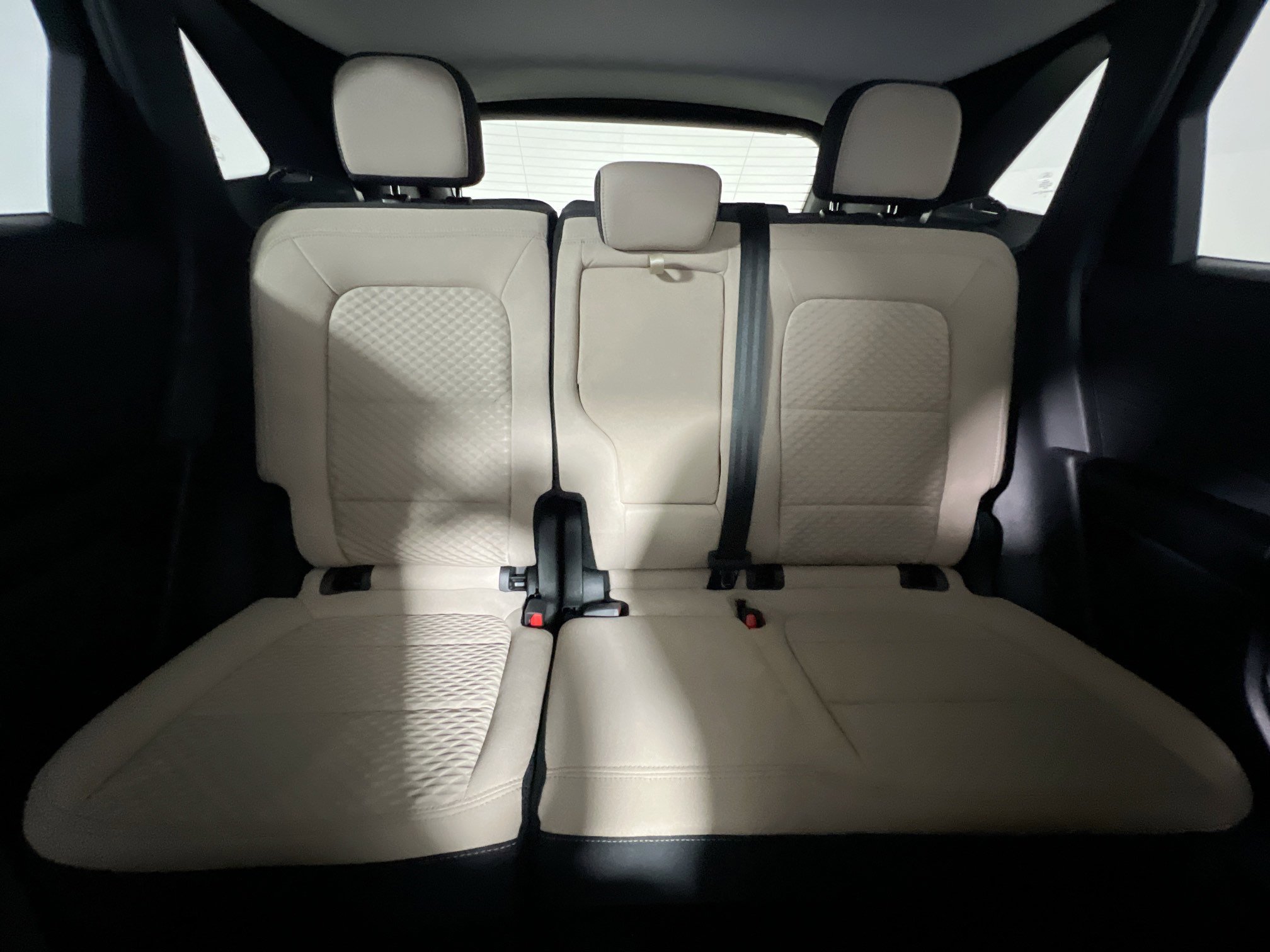 Used 2022 Ford Escape SE w/ SE Sport Appearance Package FWD image 33