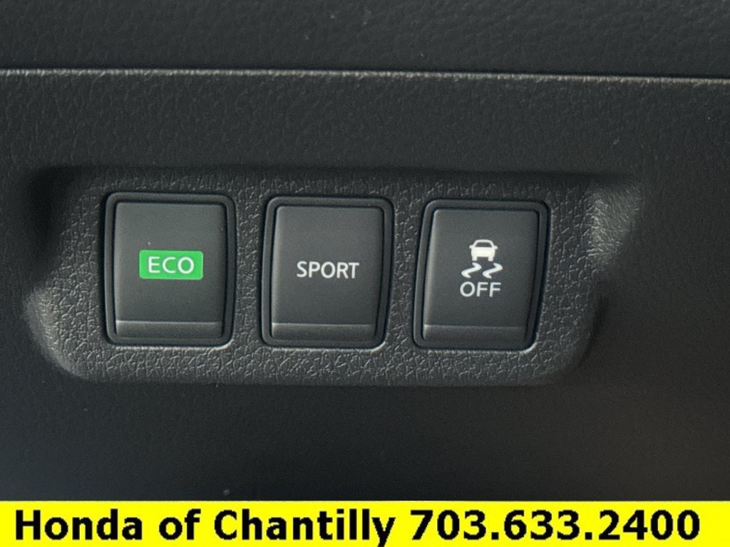 Used 2015 Nissan Sentra S FWD image 15