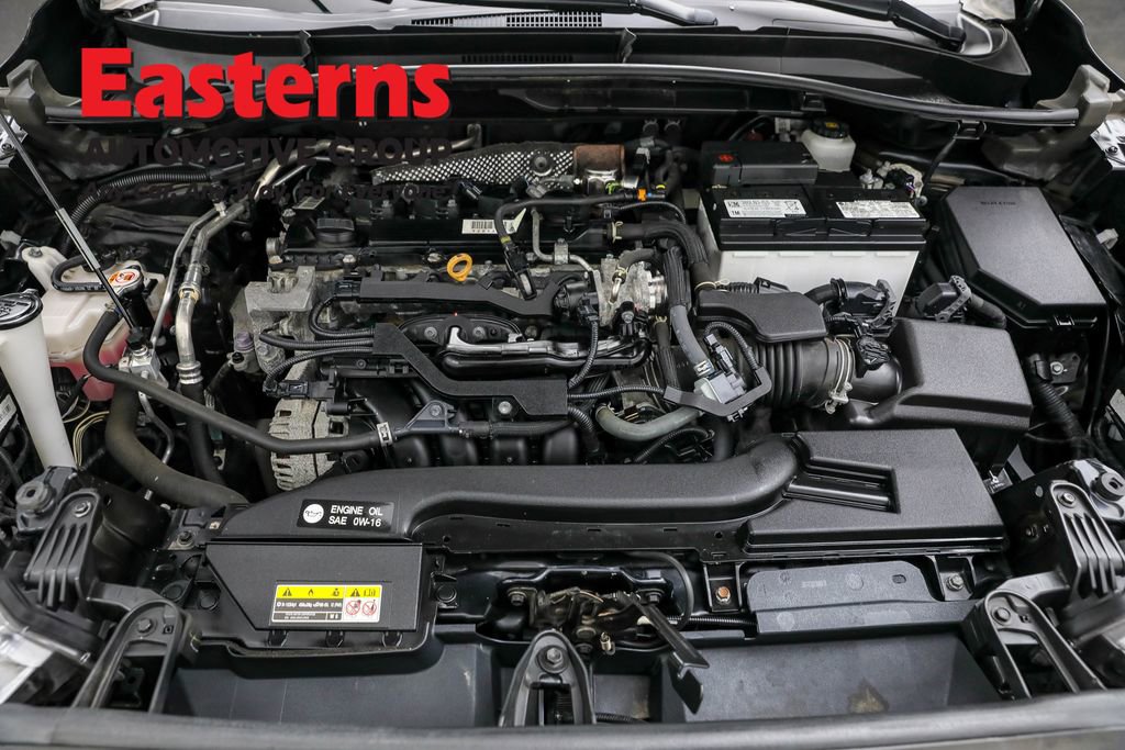 Used 2022 Toyota Corolla Cross LE image 7