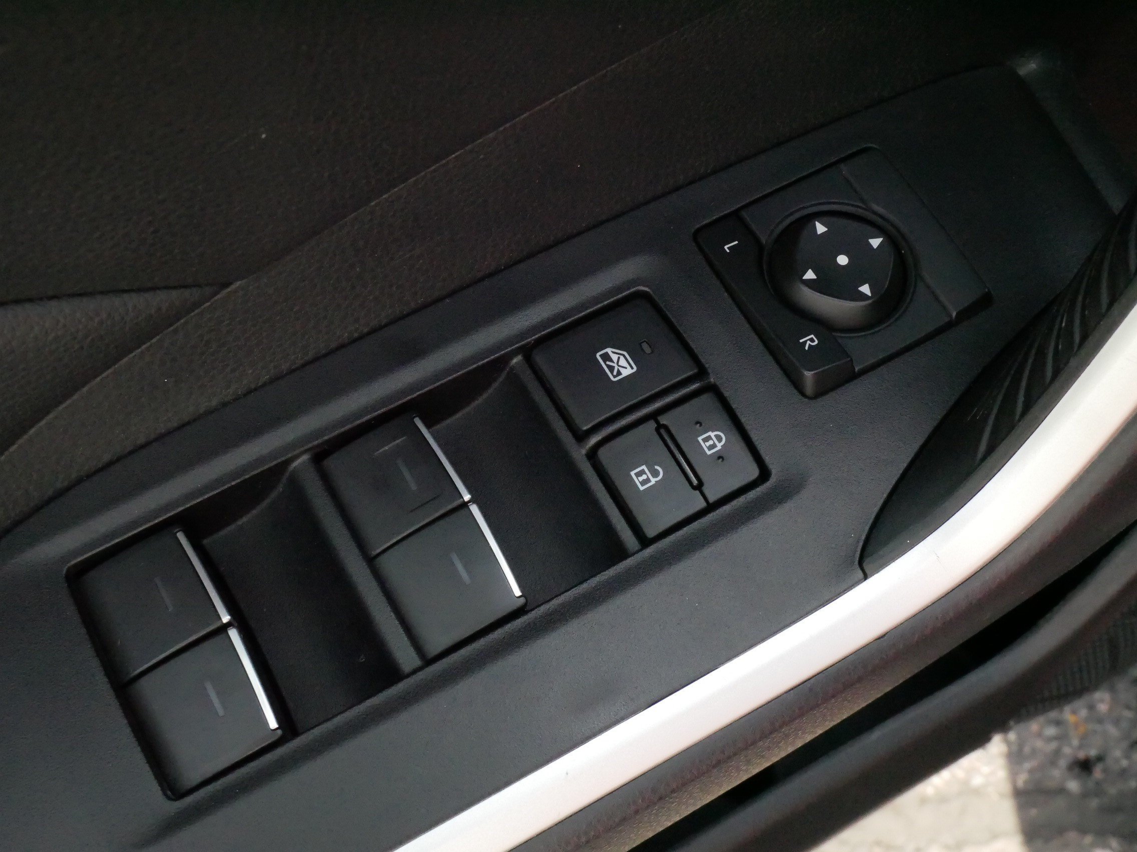Certified 2025 Toyota RAV4 XLE AWD/4WD image 19