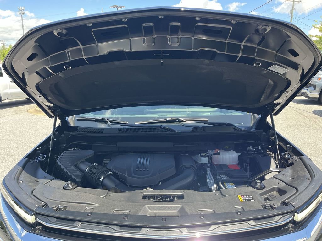 New 2025 Chevrolet Traverse LT w/ Driver Confidence Package image 30