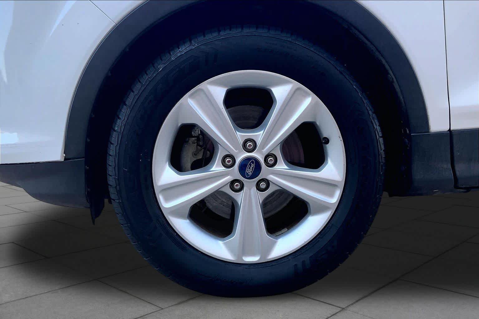 Used 2014 Ford Escape SE FWD image 11