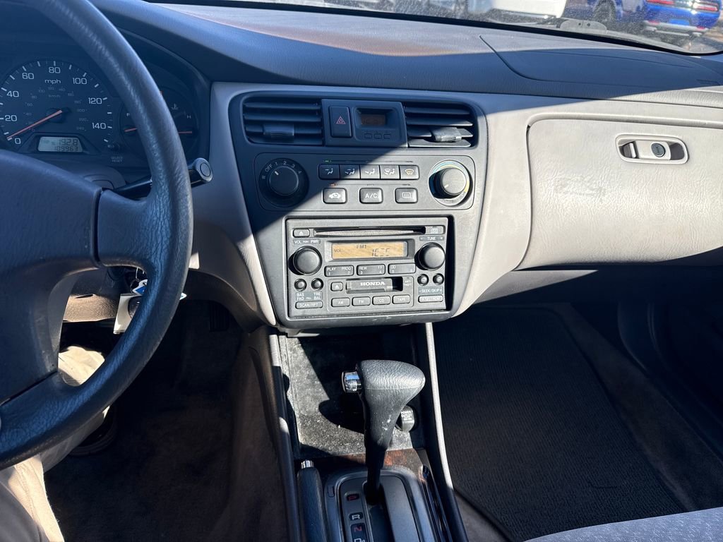 Used 2002 Honda Accord VP image 18
