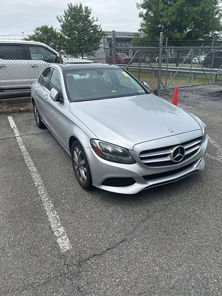 Used 2017 Mercedes-Benz C 300 4MATIC Sedan image 1