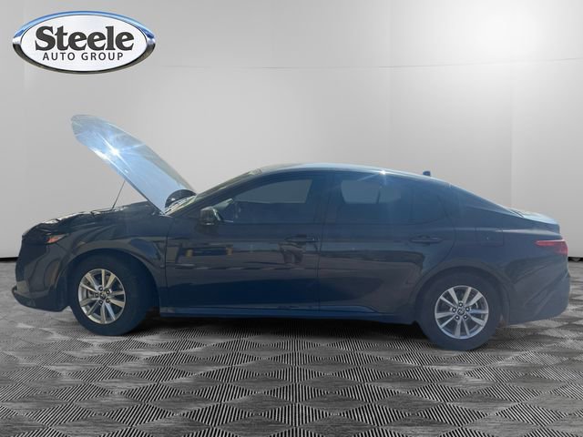 Used 2025 Toyota Camry LE FWD image 1