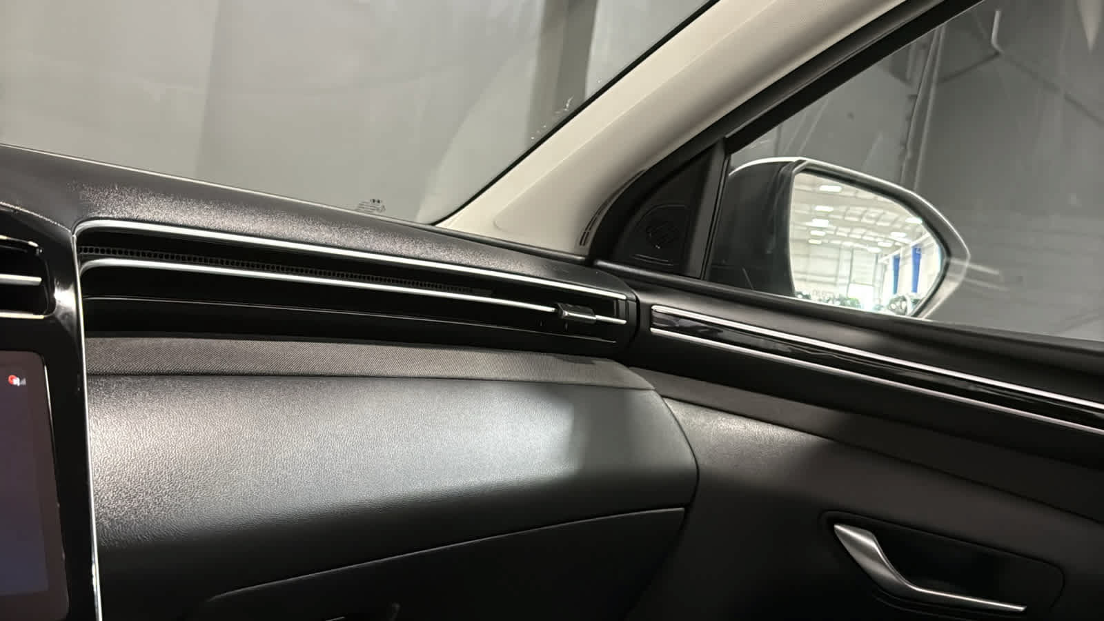 Used 2023 Hyundai Tucson Limited AWD/4WD image 18