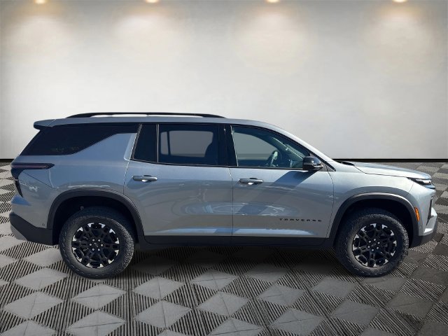 New 2027 Chevrolet Traverse Z71 w/ Enhanced Driving Package AWD/4WD image 6