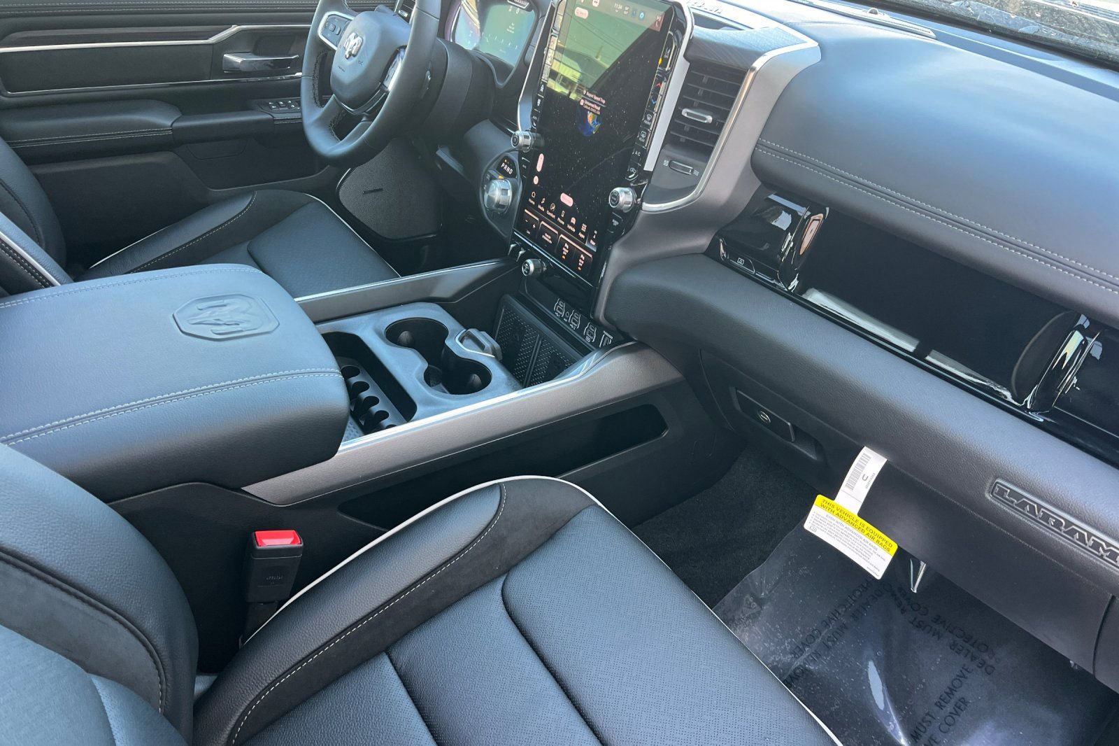 New 2026 RAM 1500 Laramie w/ Night Edition AWD/4WD image 11