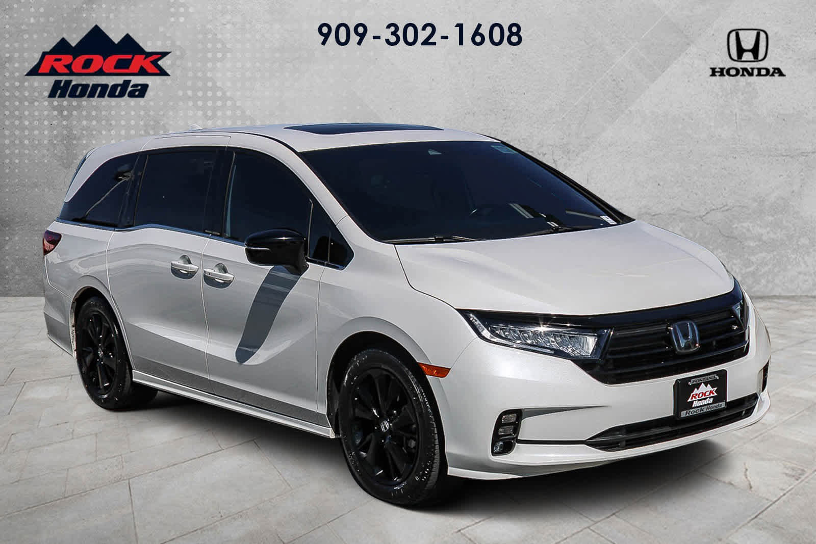 Certified 2023 Honda Odyssey Sport image 3