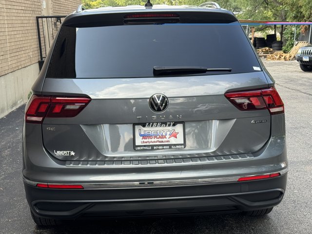 Used 2023 Volkswagen Tiguan SE w/ Panoramic Sunroof Package AWD/4WD image 19