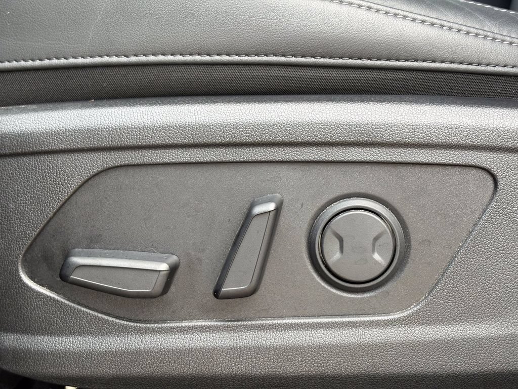 Certified 2022 Kia Sorento S FWD image 13