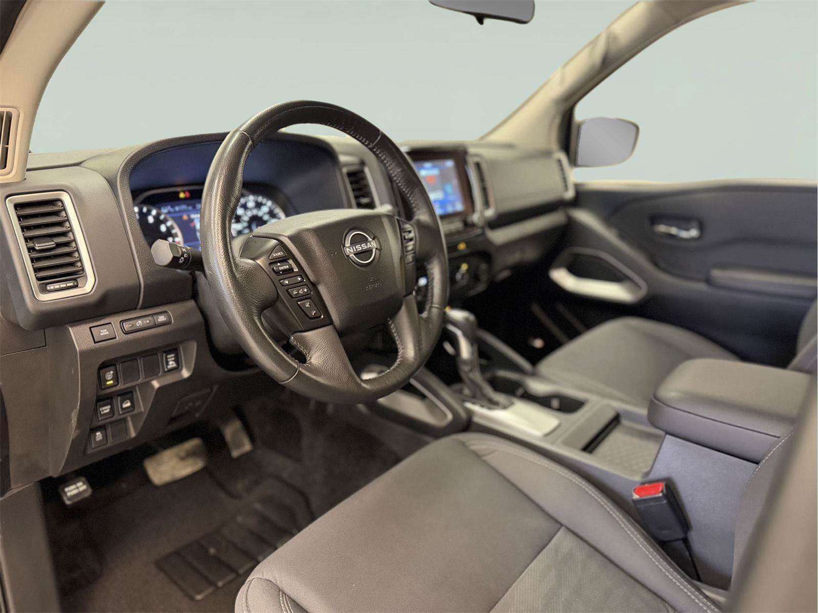 Used 2024 Nissan Frontier SV w/ SV Convenience Package AWD/4WD image 20