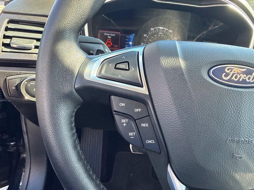 Used 2018 Ford Fusion Titanium AWD/4WD image 12