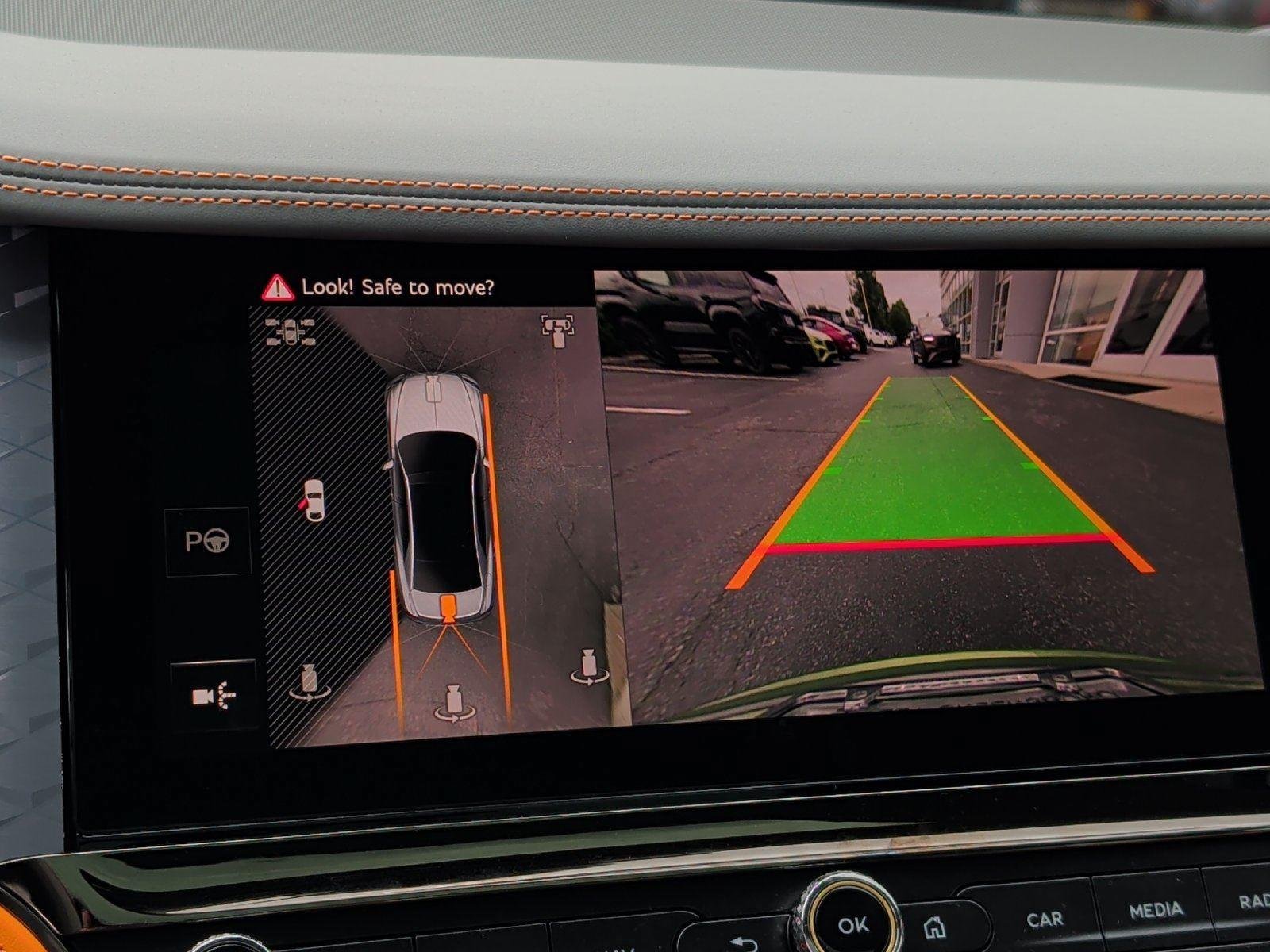 New 2025 Bentley Flying Spur Plug-In Hybrid AWD/4WD image 32