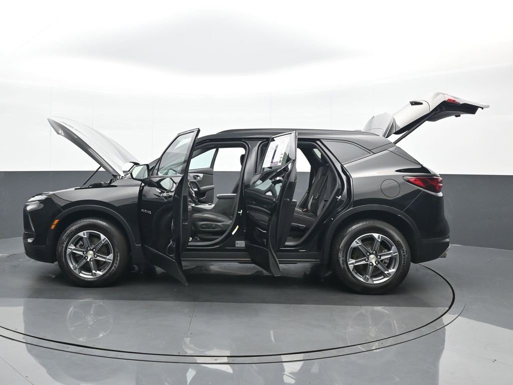 Used 2024 Chevrolet Blazer LT w/ Convenience Package image 27