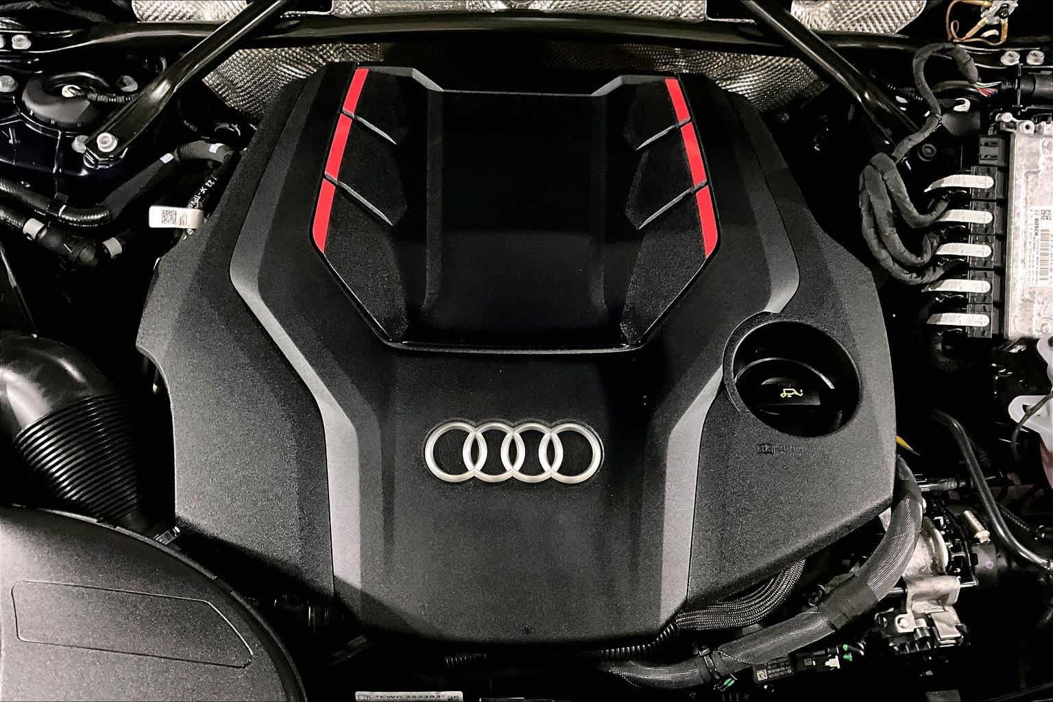 Used 2024 Audi SQ5 Prestige AWD/4WD image 30