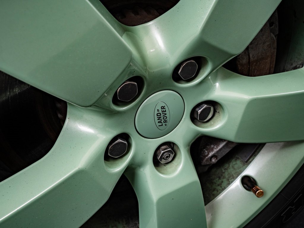 Used 2023 Land Rover Defender 110 75th Limited Edition image 8