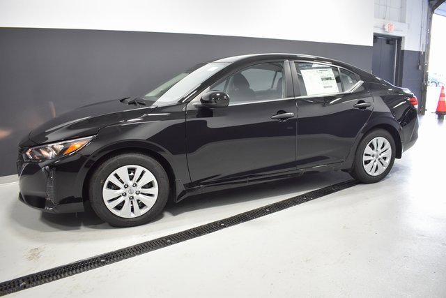 New 2025 Nissan Sentra S image 2