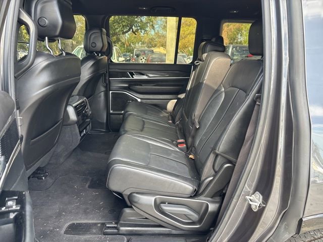 Used 2022 Jeep Wagoneer Series III image 6