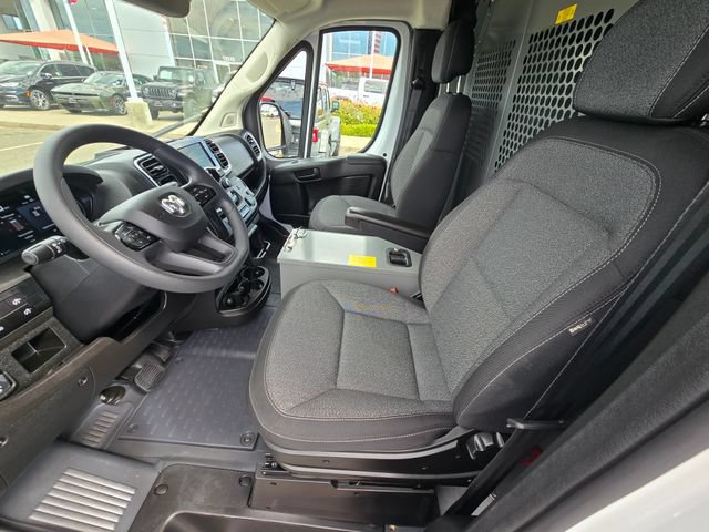 Used 2025 RAM ProMaster 3500 FWD image 9
