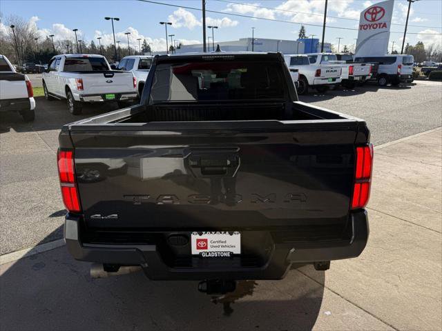 Certified 2025 Toyota Tacoma SR5 AWD/4WD image 7