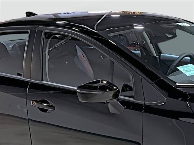 Used 2025 Nissan Versa SR w/ Trunk Package FWD image 15