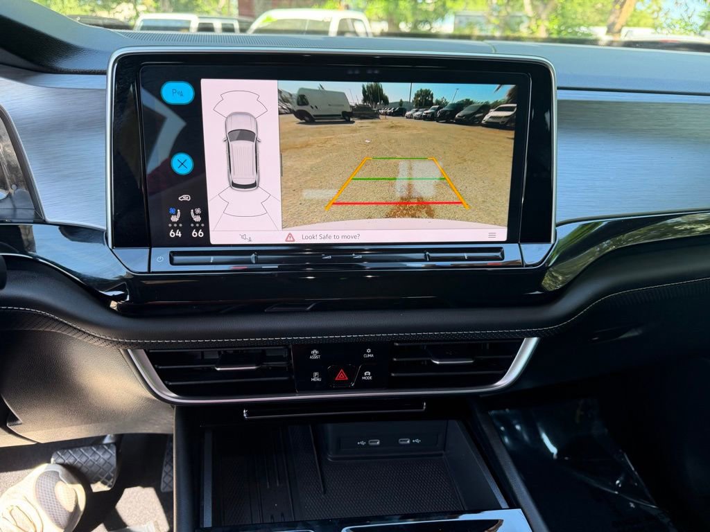 Used 2026 Volkswagen Atlas Cross Sport SE FWD image 22